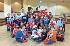 Für viele Kinder ist die traditionelle Insel-Weihnachtsfeier ein ganz besonderes Erlebnis.