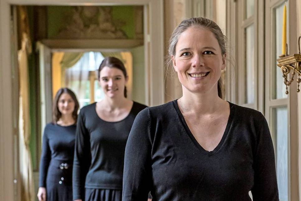 Das Musen-Ensemble besteht aus Mairike Grund, Julia Wyrwa und Janina Gloger-Albrecht.