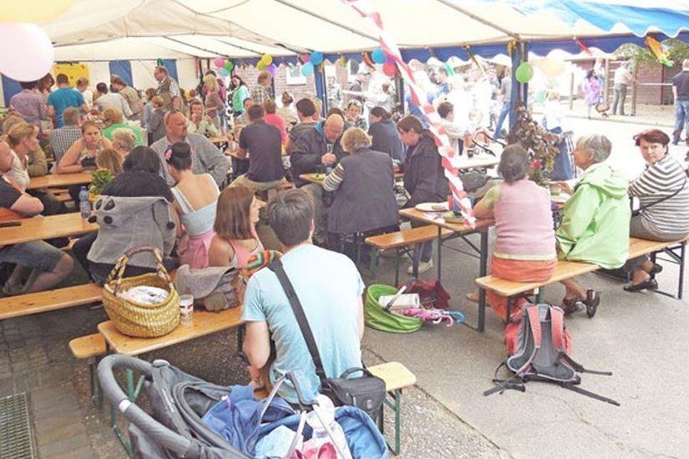 Das große Sommerfest der Grundschule Schellhorn-Trent findet nur alle vier Jahre statt und ist ein Höhepunkt für Schüler, Familien, Freunde und Bekannte gleichermaßen.