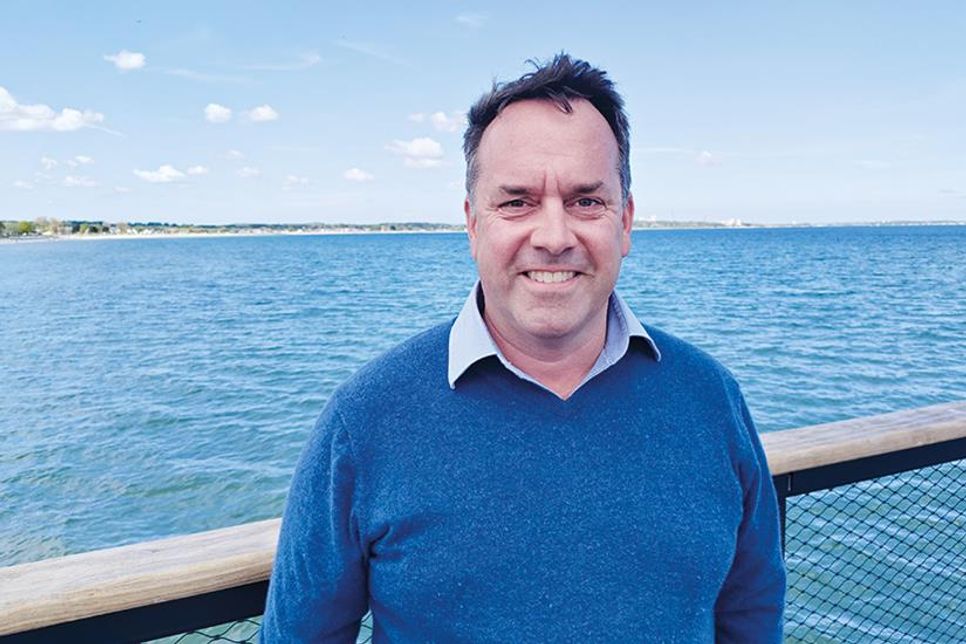 Der 47-jährige Scharbeutzer Jan Jope tritt am 28. September als CDU-Kandidat zur Bürgermeister-Wahl in der Gemeinde Scharbeutz an.