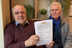 Günter Kalin vom Vorstand des Fördervereins Bürgerschloss Bredeneek und Dr. Dietrich Sturm, Programmleiter der „Bredeneeker Gespräche“ stellten das Jahresprogramm vor.