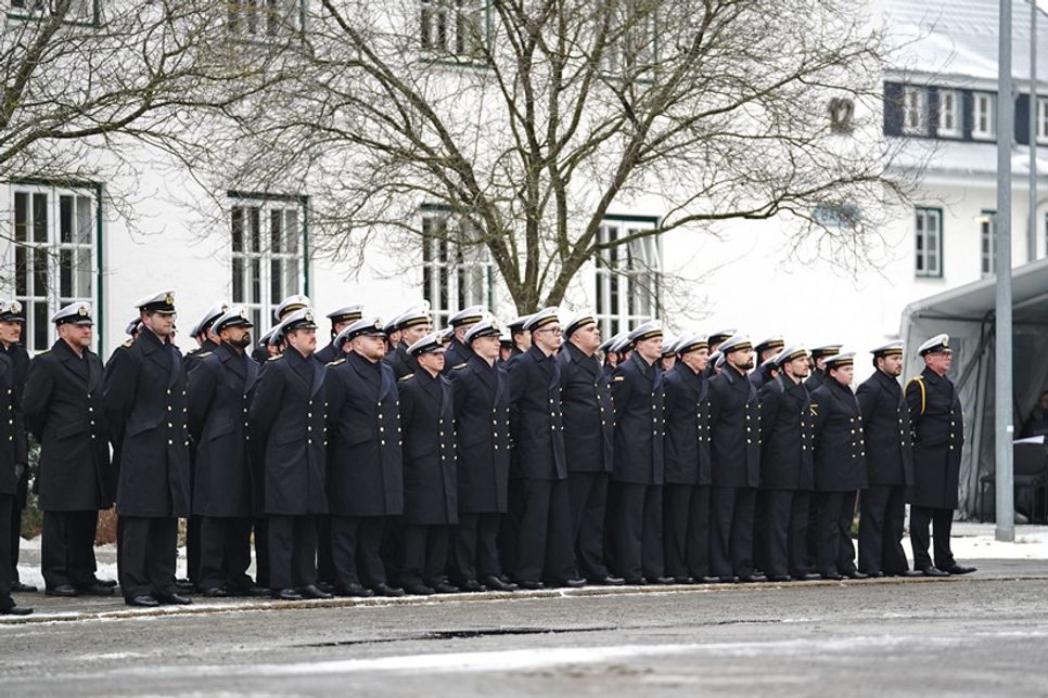 220 Rekruten waren am 5. Februar in der Marineunteroffiziersschule zur Vereidigung angetreten.