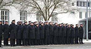 220 Rekruten waren am 5. Februar in der Marineunteroffiziersschule zur Vereidigung angetreten.