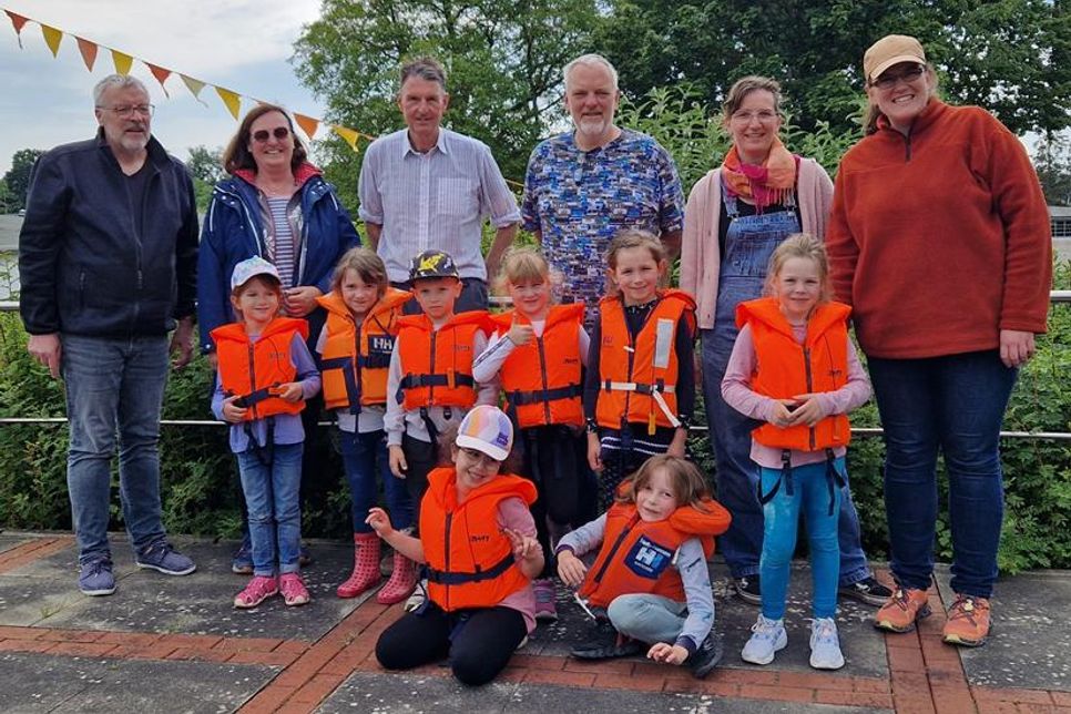 Die Kindertagesstätte „Am Binnenwasser“ war zu Gast beim Marine-Yachtclub Neustadt.