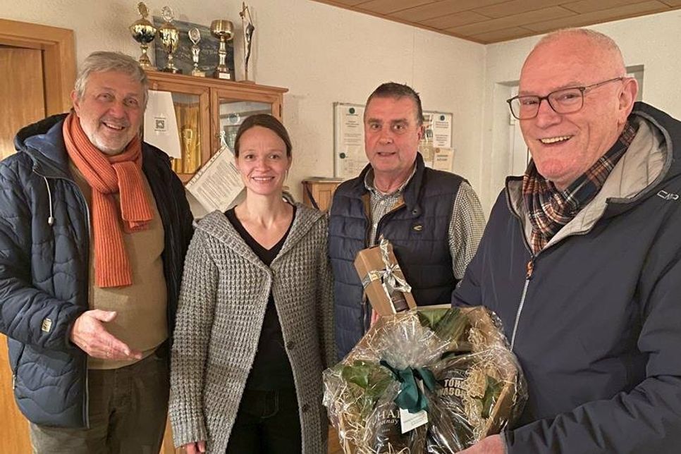 1. Vorsitzender Uwe Heisler, 2. Vorsitzende Tina Dose-Miekley, Sportwart Ralph Steinhausen, scheidender Kassenwart Sigfried Kern.