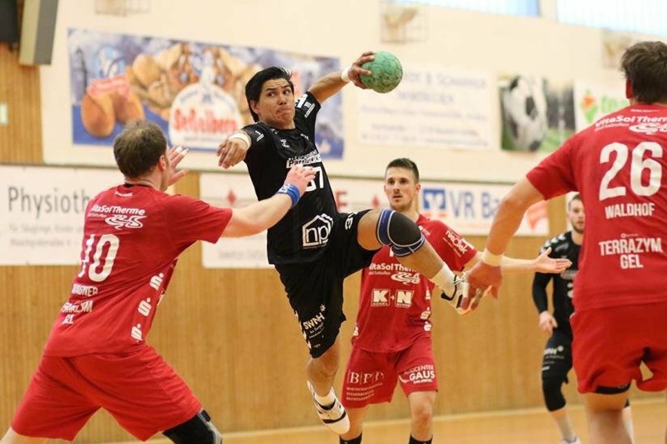 Er ließ sich nur sehr selten stoppen und erzielte 6 Tore - Bevan Calvert Nr. 37.