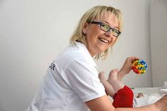 Kinderkrankenschwester Bianca Janßen bietet einmal monatlich kostenlose Säuglingsberatung in Timmendorfer Strand an.