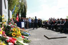 Ein Schülerchor trug das Lied der Moorsoldaten vor.