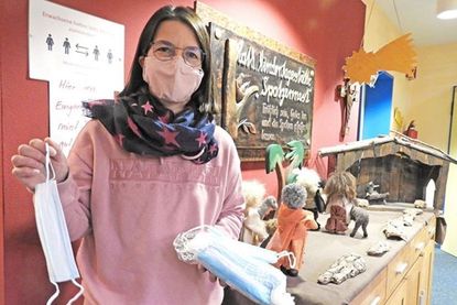 Bei einem ersten Gespräch im Dezember entstand dieses Foto, seitdem hat sich für Daniela Bock und ihre Mitarbeiterinnen im „Spatzennest“ Vieles verändert.