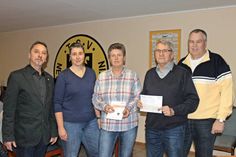 Rainer Gronostay, Nadine Faase, Karin Hansen, Hans-Jürgen Bark und Günter Frentz (v. lks).