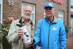 Eckhard Buchwald (lks.) hat die Leitung der Radwandergruppe von Reinhard Bendfeldt übernommen.