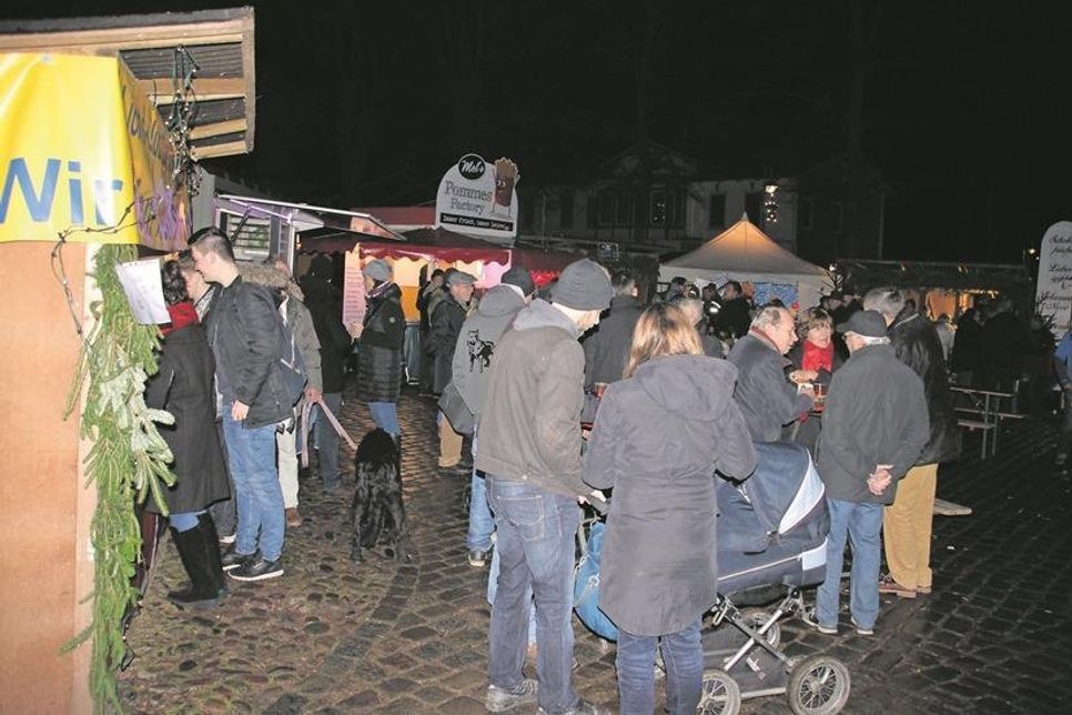 Rund 15 Stände sorgten für ein vielfältiges Angebot.