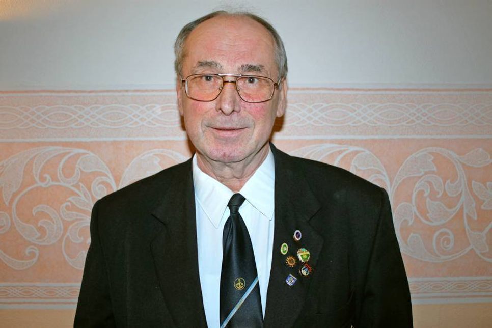 Wiedergewählt: 1. Vorsitzender Michael Weber.
