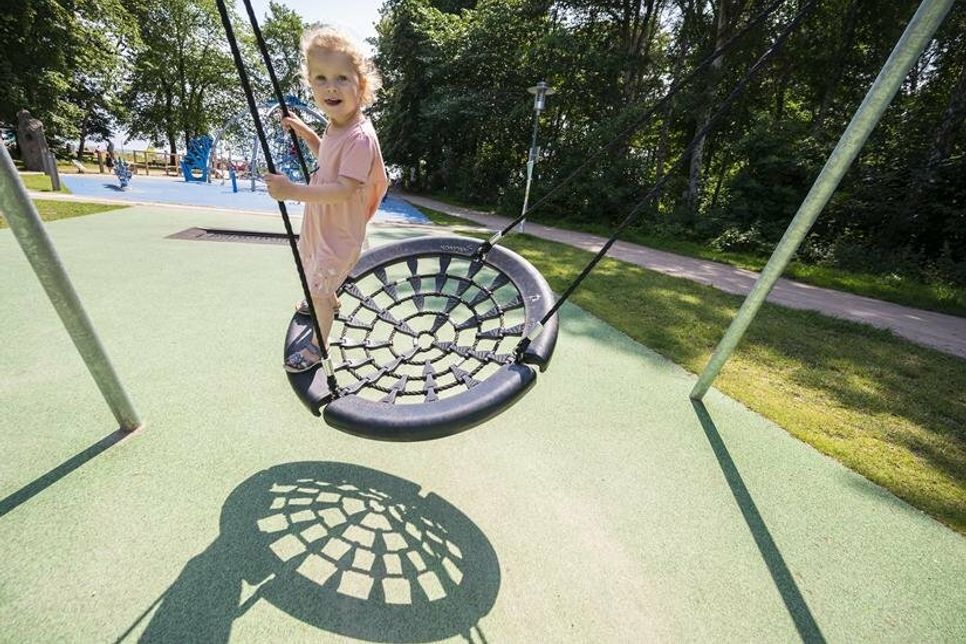 Kinder“models“ für Videodreh gesucht - Spiel und Spaß auf dem Inklusionsspielplatz in Kellenhusen.