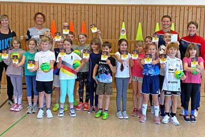 Die 3b mit den Gästen von der HSG