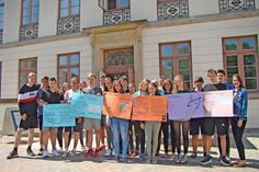 Ein Schultag in der Landesbibliothek: was die Zehntklässler der Voßschule erlebten, soll sich weiter etablieren.