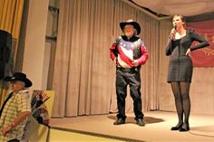 Geschäftsführerin Vanessa Boy begrüßt die Gäste