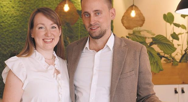Inhaber und Hörakustikmeister: Alicia und Christoph Schulte.