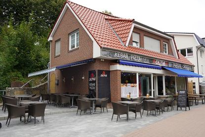 In der Wicheldorfstraße 8 kann man drinnen oder draußen die türkischen und italienschen Speisen genießen. Angeboten wird auch ein Lieferservice.