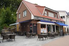 In der Wicheldorfstraße 8 kann man drinnen oder draußen die türkischen und italienschen Speisen genießen. Angeboten wird auch ein Lieferservice.