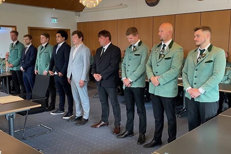 Vereidigung der Rekruten im neuen Sitzungssaal des Neustädter Rathauses.