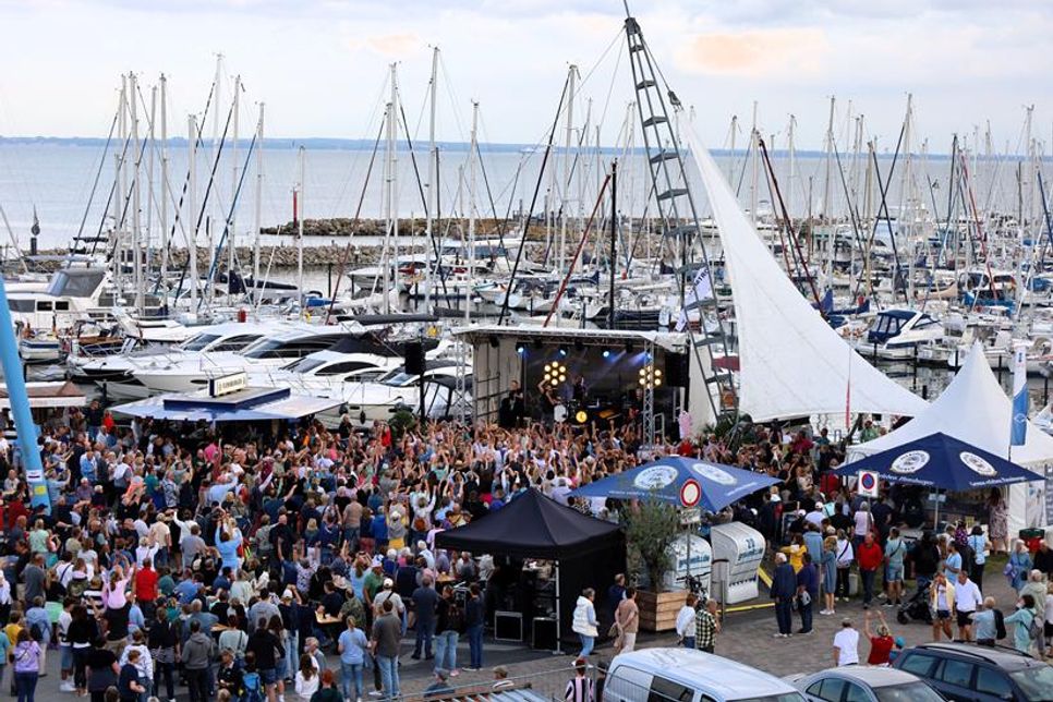 Das Hafenfest ist für Besucherinnen und Besucher täglich bis 22.30 Uhr geöffnet.