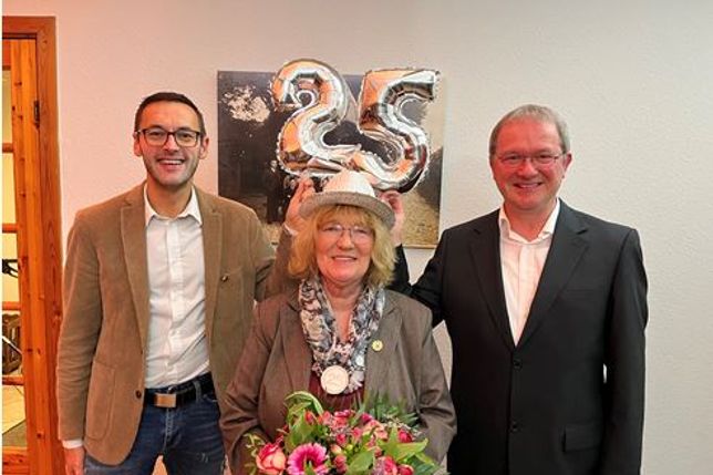 von links nach rechts: Oliver Schwartz (2. Vorsitzender, Marianne Carbuhn (1. Kassenwartin), Thomas Nölting (1. Vorsitzender)