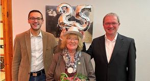 von links nach rechts: Oliver Schwartz (2. Vorsitzender, Marianne Carbuhn (1. Kassenwartin), Thomas Nölting (1. Vorsitzender)