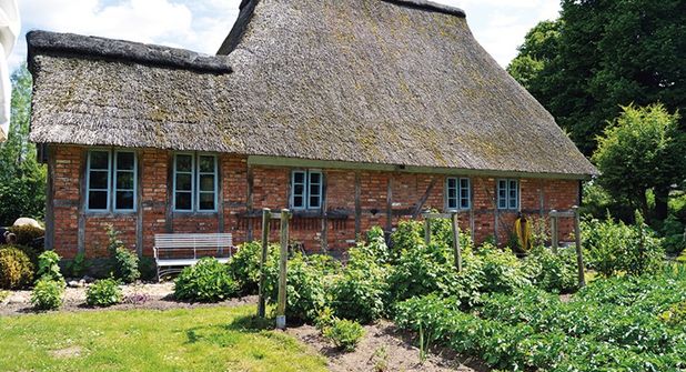 HANDARBEIT & „MEER“: Aktionstag im Dorfmuseum Ratekau