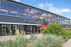 Die Ausstellungs- und Multifunktionshalle in der ancora Marina wird als neuer Standort favorisiert.