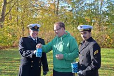 Die Soldaten freuen sich über jede Spende, um besondere Orte der Trauer erhalten zu können.