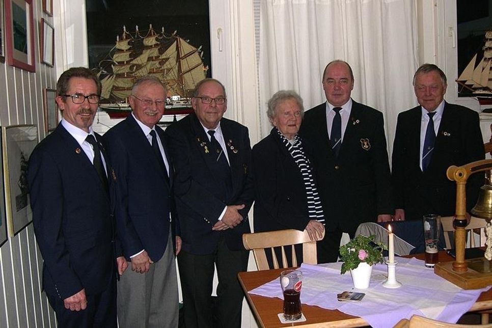 Willi Maschke, Rolf Günther, Hartmut Schuh, Astrid Schäfer, Günter Raule, Volker Haensel (v. lks.).