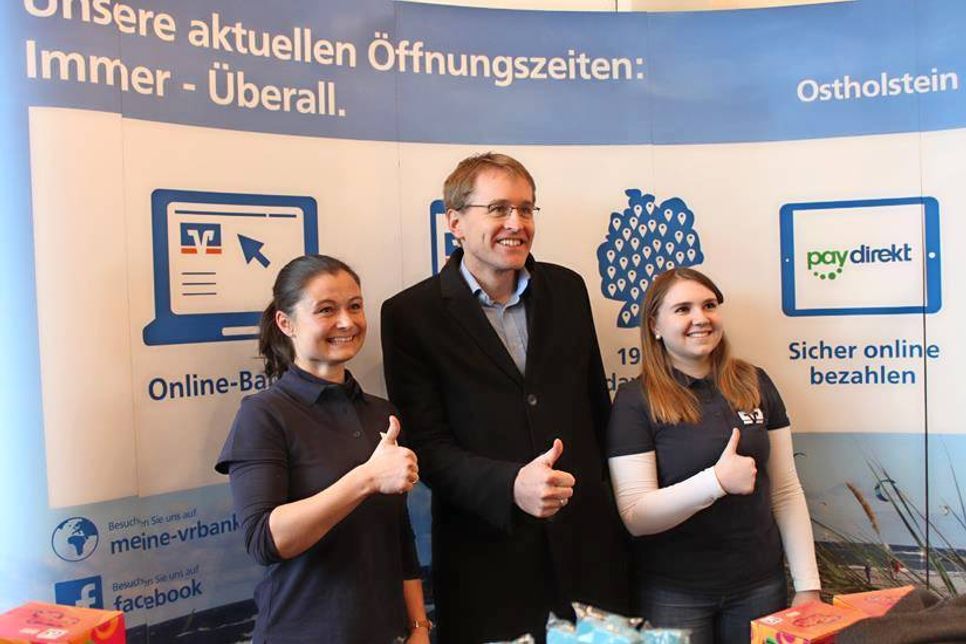 Der Ministerpräsident stattete dem Stand der VR Bank einen Besuch ab.