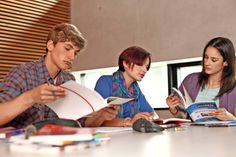 Gute Schüler nutzen ihre Nachhilfestunden bewusst zur Leistungssteigerung in ungeliebten Fächern. Foto: djd/Studienkreis