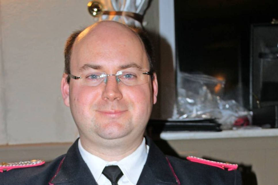 Bastian Bendfeldt steht auch in den kommenden sechs Jahren an der Spitze der Feuerwehr Riepsdorf.