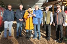 Holger Werner, Jürgen Mohr, Werner Seubert, Carola Seubert, Uwe Muchow und Sven Muchow (v. re.).