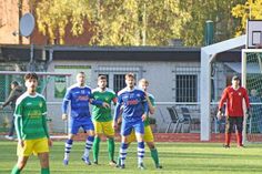 PTSV- Co Heine(2.v.li.) war in der Liga kurzzeitig wieder am Ball.