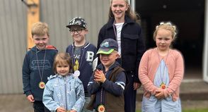 Die Kinderkönigspaare.