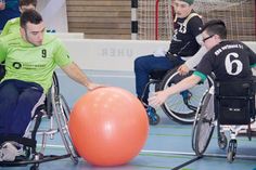 Wheel Soccer: Das Spiel mit dem Riesenball, das allen Spass macht.