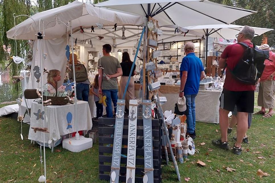 Am kommenden Wochenende findet der Kunsthandwerkermarkt „handgemacht“ in Travemünde statt. (Foto: Veranstalter)