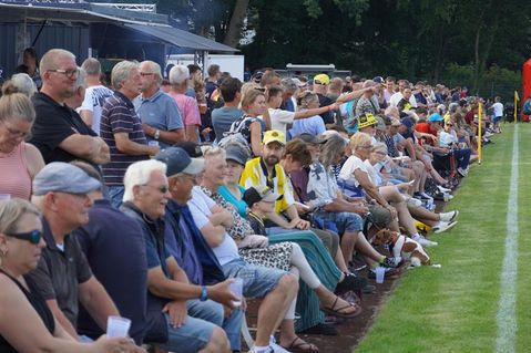 1.500 Besucher sorgten für eine beeindruckende Kulisse.