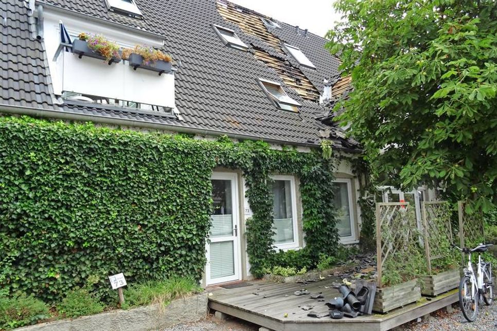 Trauriger Anblick am Dienstagmorgen: Das Gästehaus ist vorläufig beschlagnahmt.