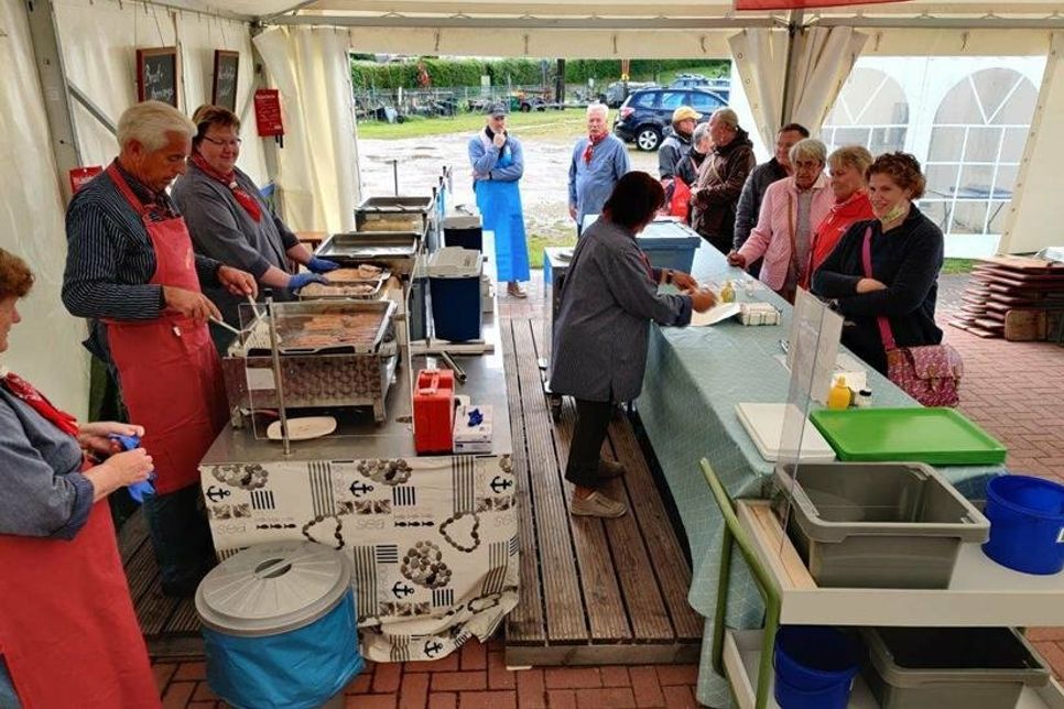 Die fleißigen Helfer vom Fischeramt.