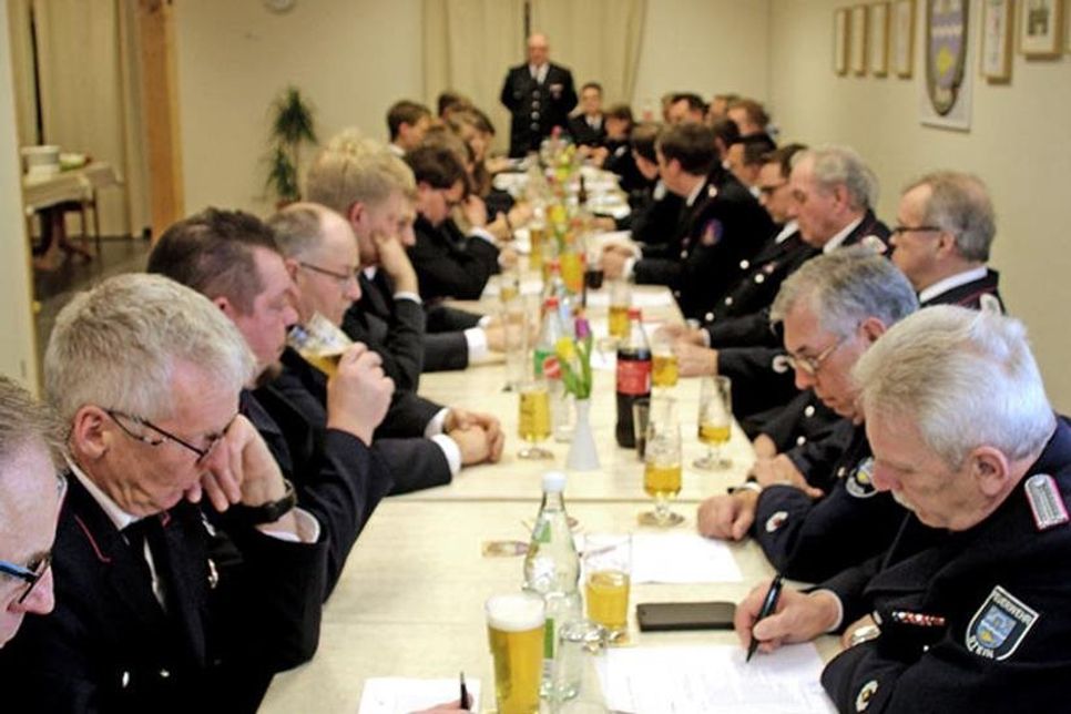 Die Kameraden der FFW Stein