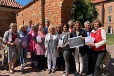 Tourismus-Service Grömitz, Stiftung Schleswig-Holsteinische Landesmuseen Schloss Gottorf und Kunst- und Kulturschaffende der Region sorgen für ein facettenreiches Veranstaltungsprogramm und eine informative Besucherführung im Kloster Cismar.