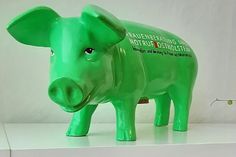 Bitte spenden: Das Sparschwein sollte gefüttert werden, damit die wichtige Arbeit möglich ist.