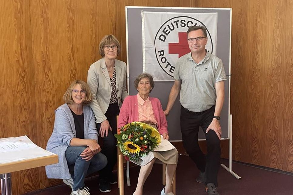 Susanne Klamke, Britta Zweiacker, Elfriede Bünning und Dirk Sarau (v. lks.).
