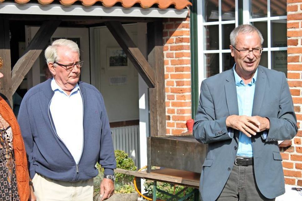Amtsvorsteher Hans-Peter Zink (lks.) und Bürgermeister Hans-Alfred Plötner.