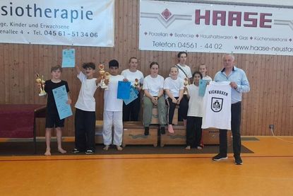 Sportlerinnen und Sportler des NLC.