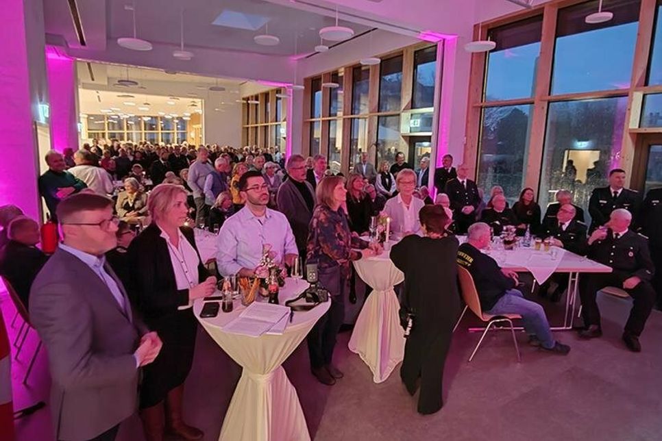 Zum ersten Mal fand der Neujahrsempfang von Scharbeutz im Haffhuus in Haffkrug statt und rund 400 Gäste folgten der Einladung.